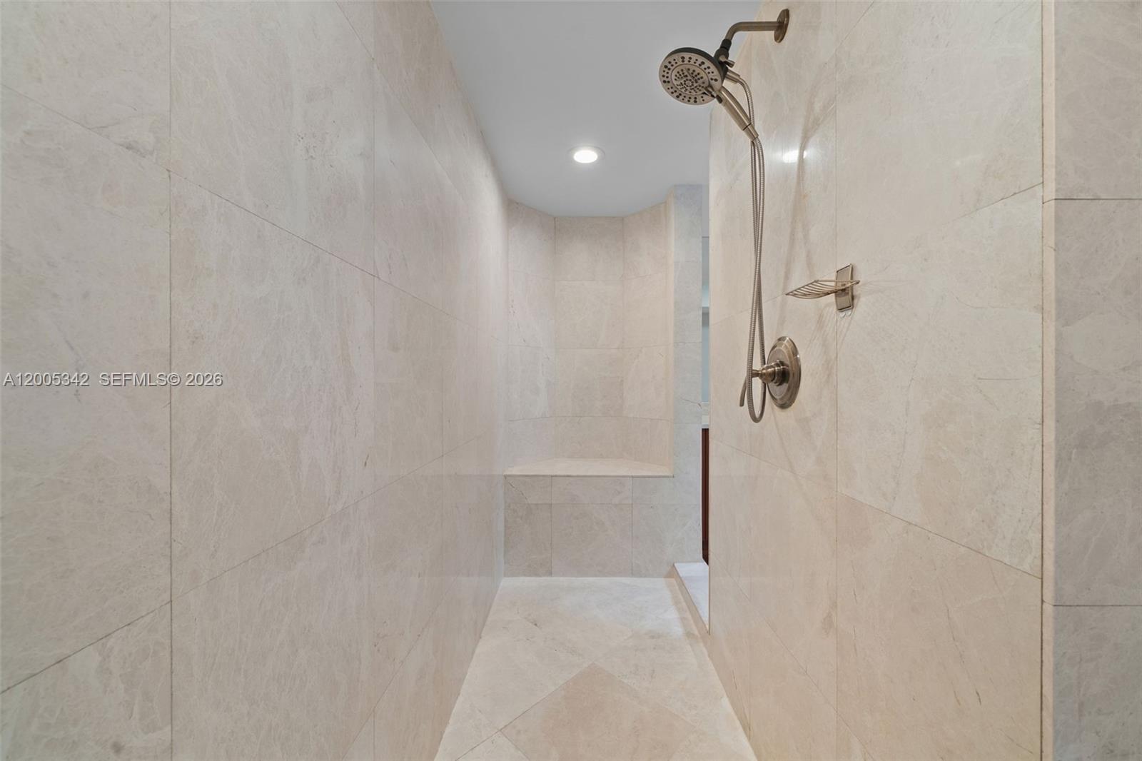 3301 NE 183rd St #1604, Aventura FL 33160