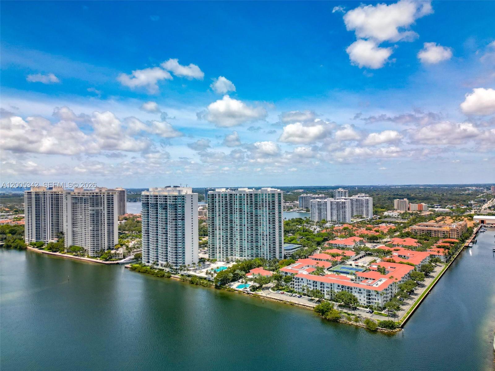 3301 NE 183rd St #1604, Aventura FL 33160