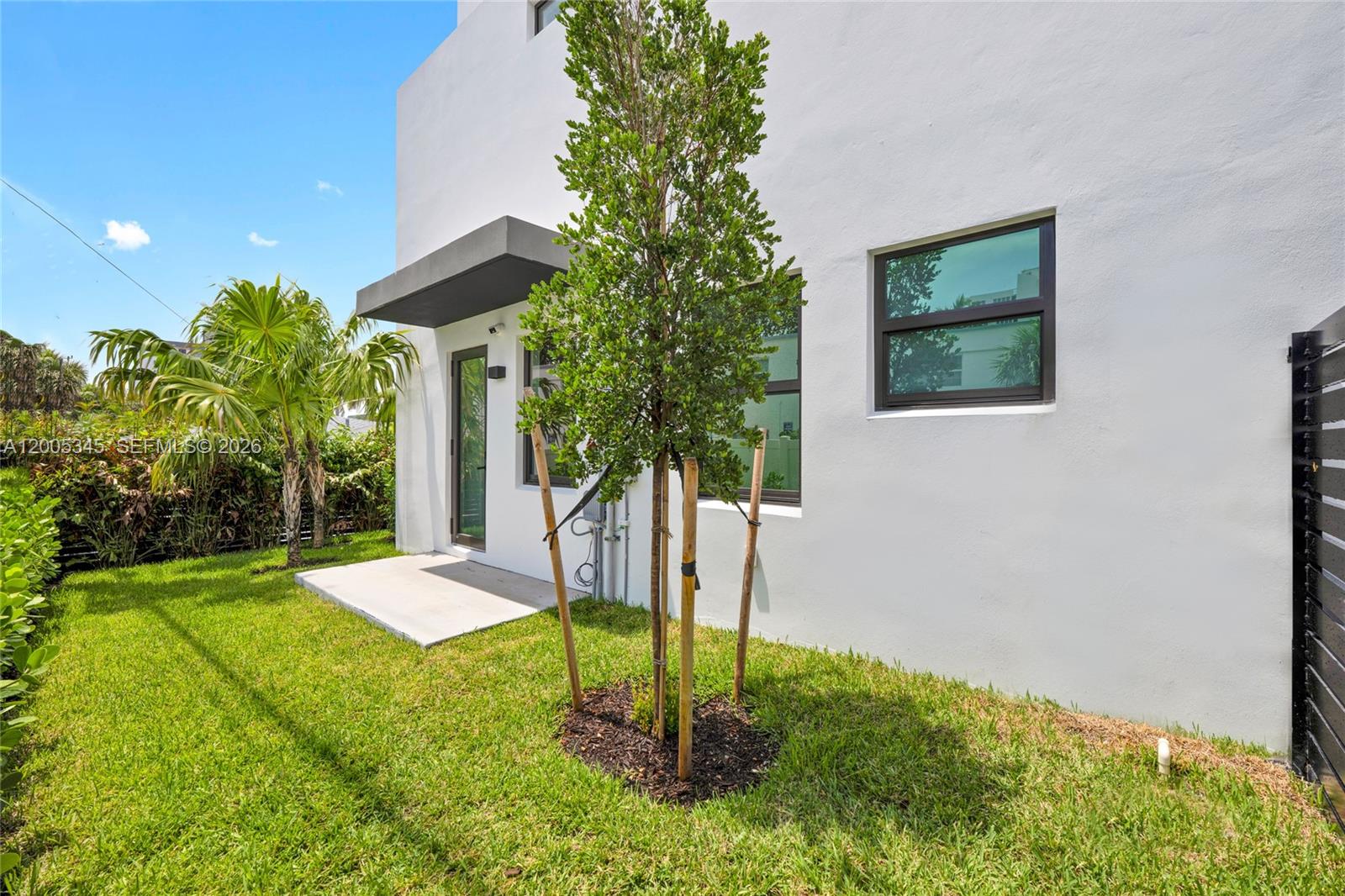 3222 NE 7th St #1, Pompano Beach FL 33062