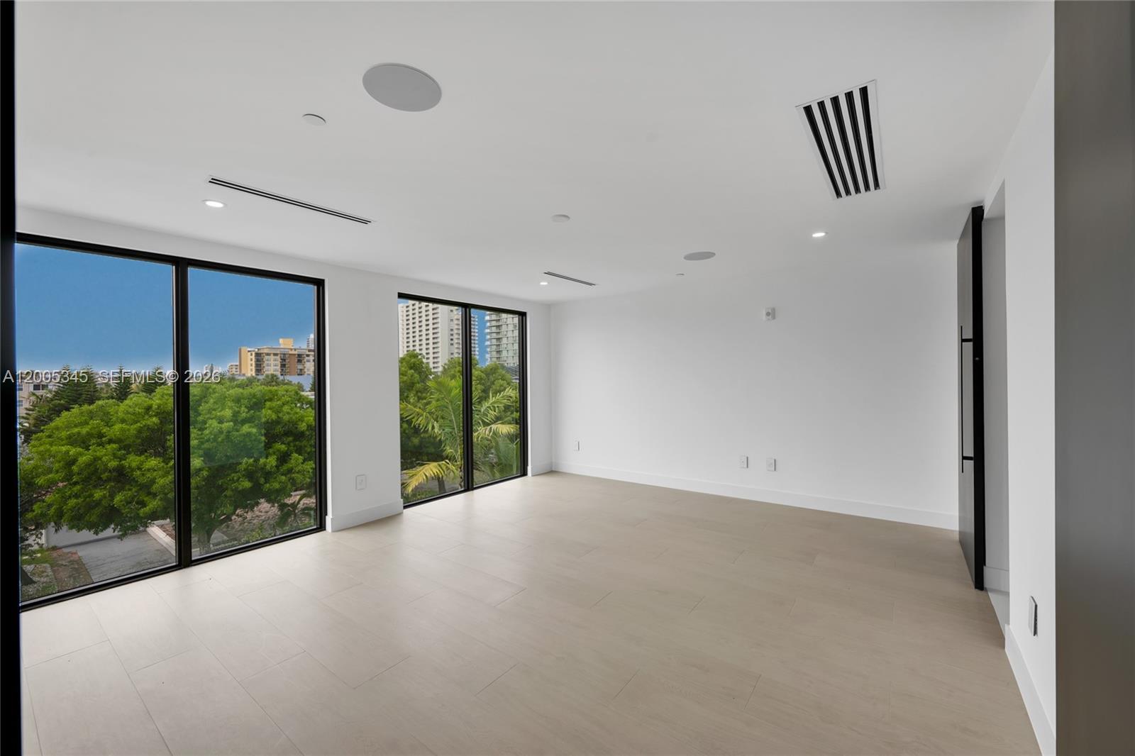 3222 NE 7th St #1, Pompano Beach FL 33062