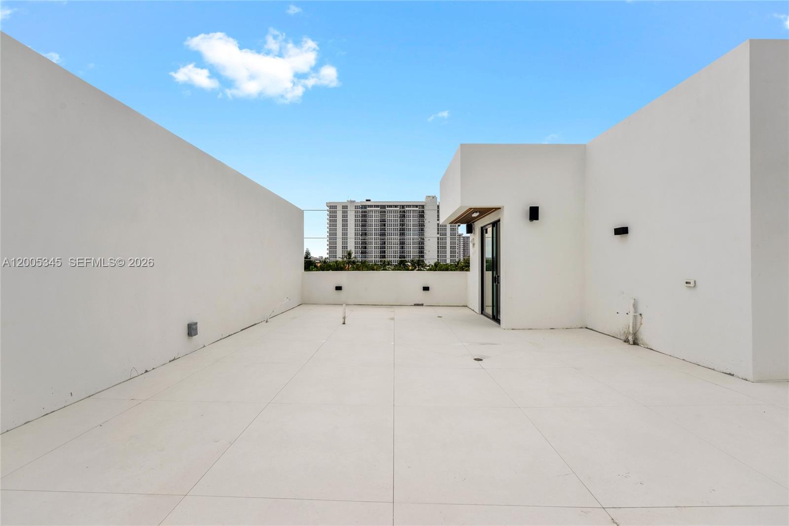 3222 NE 7th St #1, Pompano Beach FL 33062