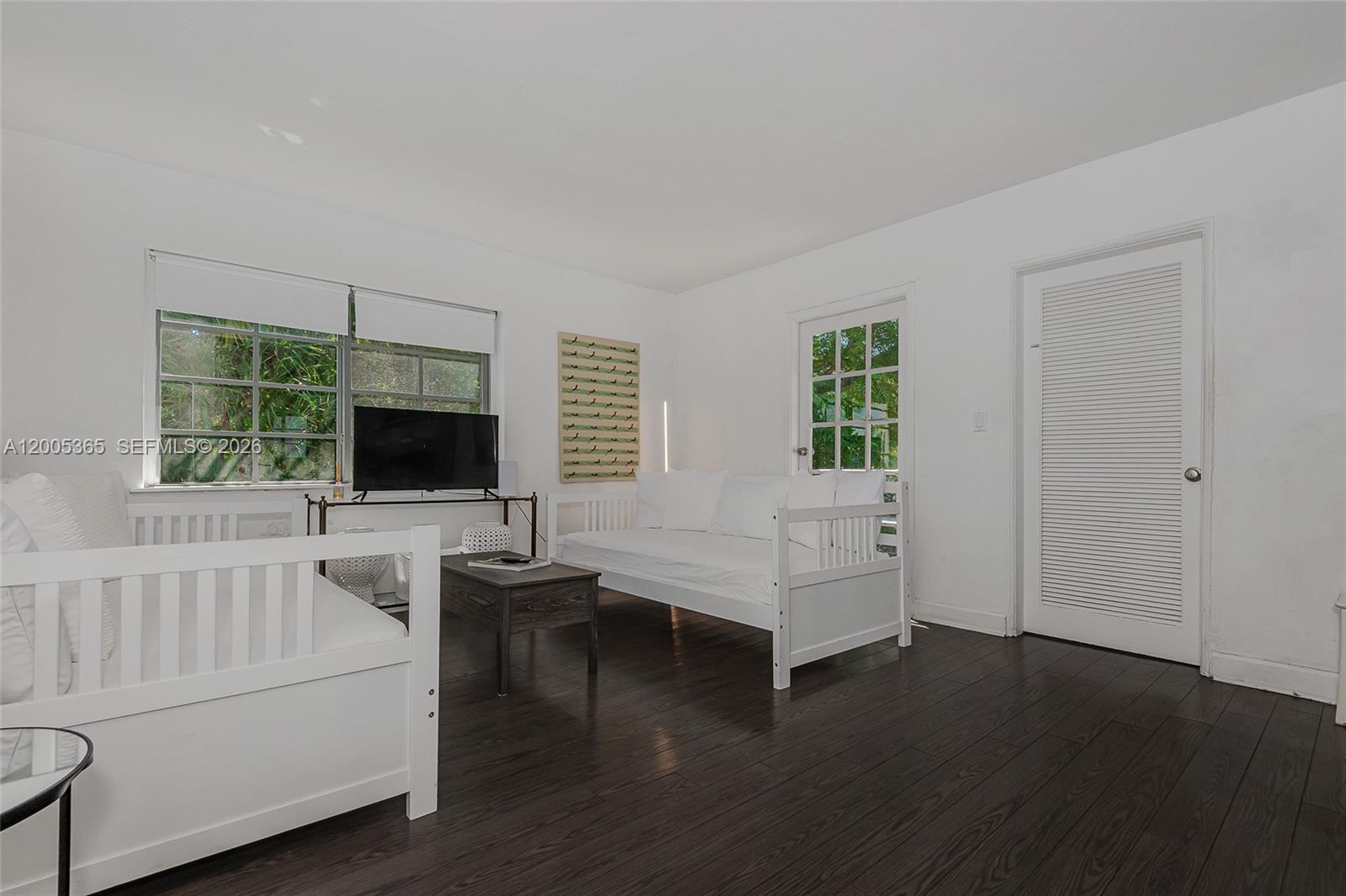 1005 9th St #2, Miami Beach FL 33139