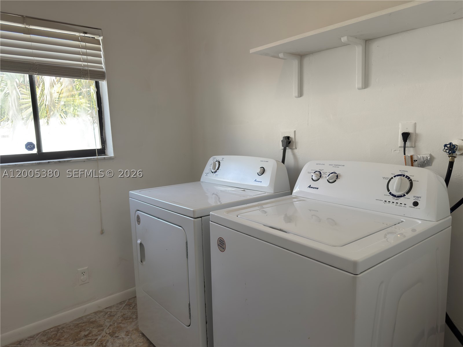 13425 NW 10th St, Sunrise FL 33323