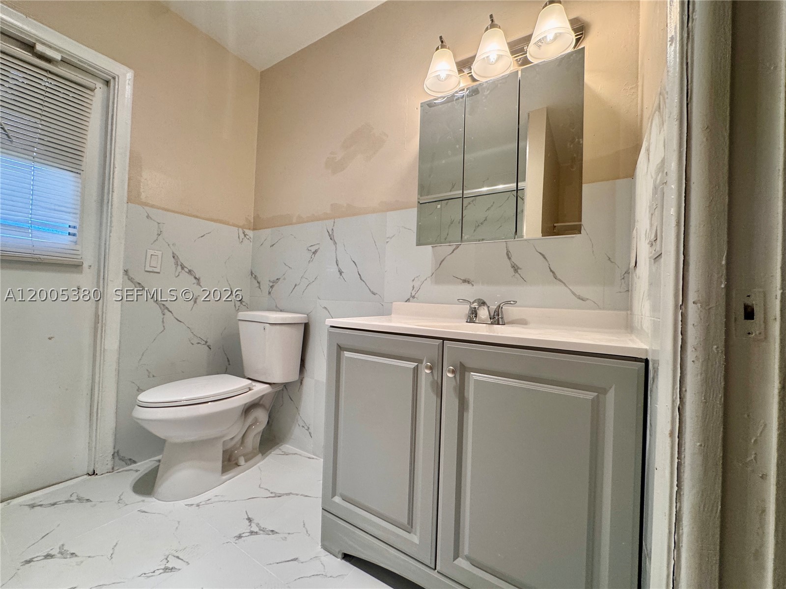 13425 NW 10th St, Sunrise FL 33323