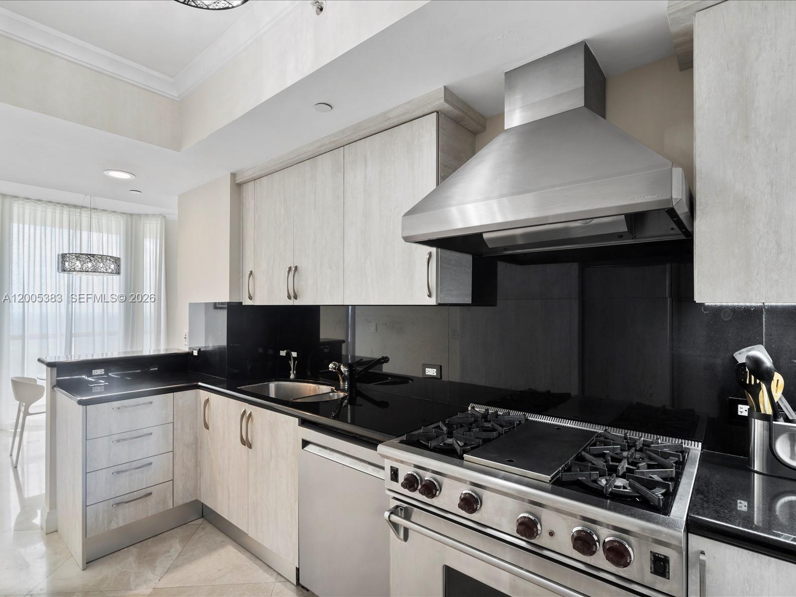 17875 Collins Ave #3305, Sunny Isles Beach FL 33160