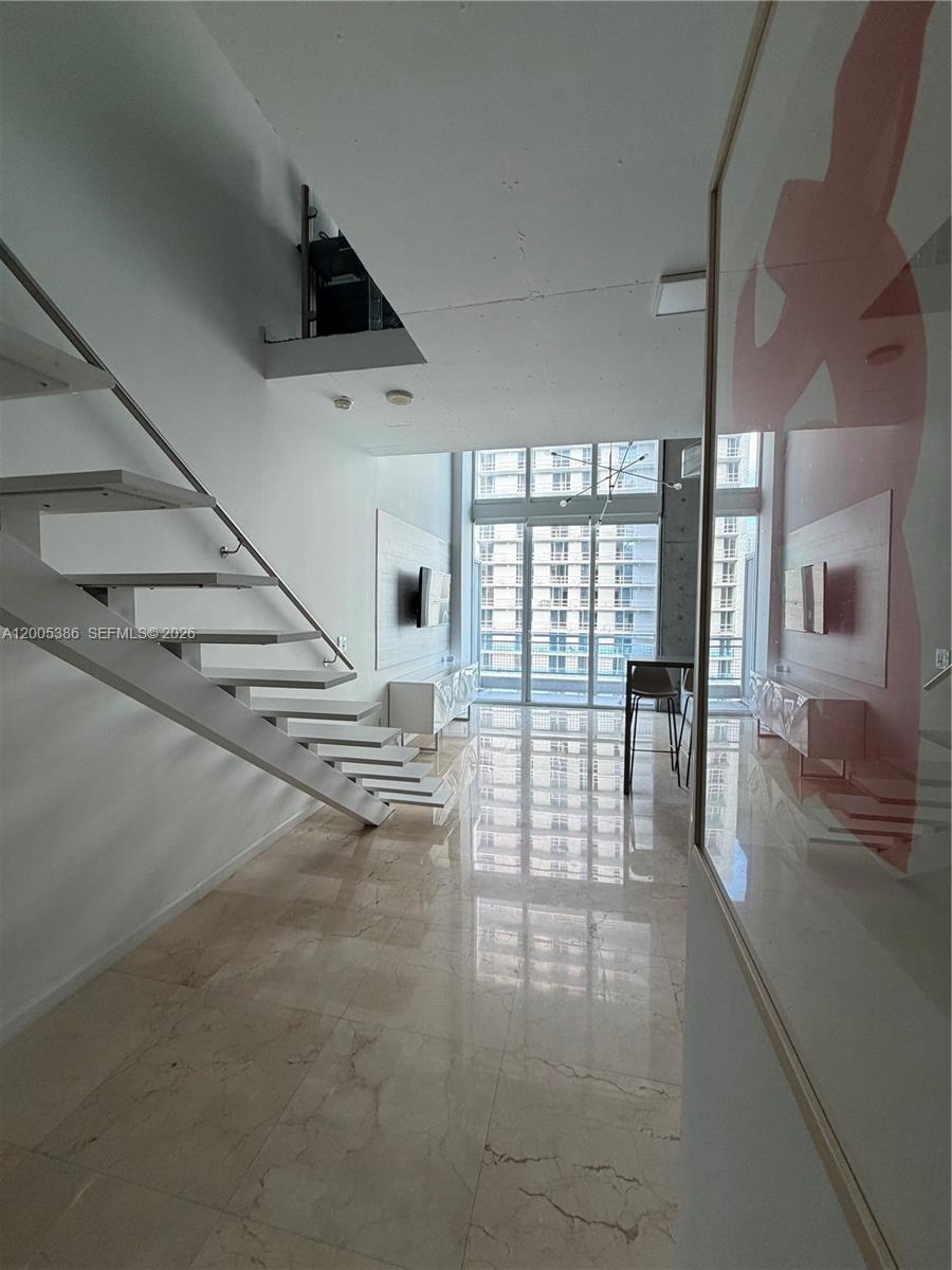 690 SW 1st Ct #2524, Miami FL 33130
