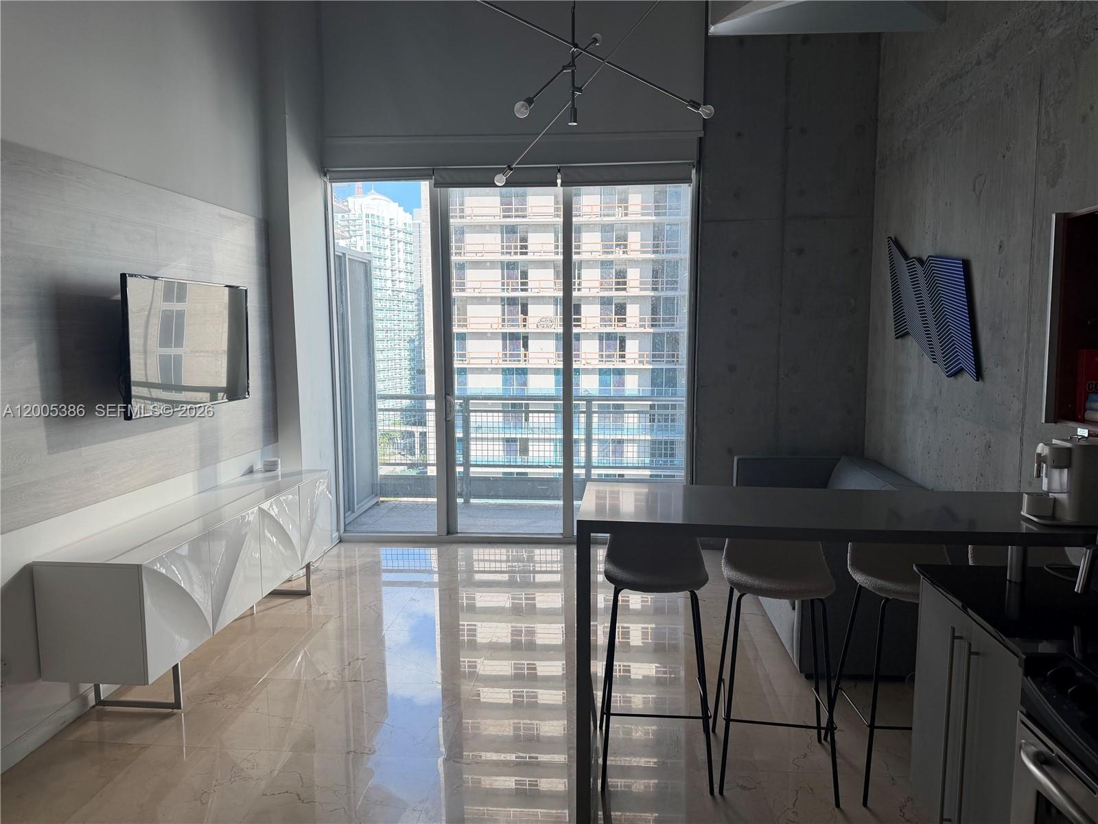 690 SW 1st Ct #2524, Miami FL 33130