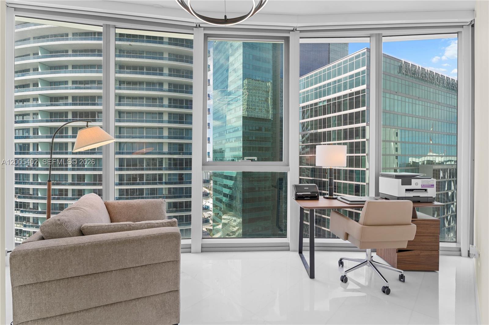 300 Biscayne Boulevard Way #4007W, Miami FL 33131