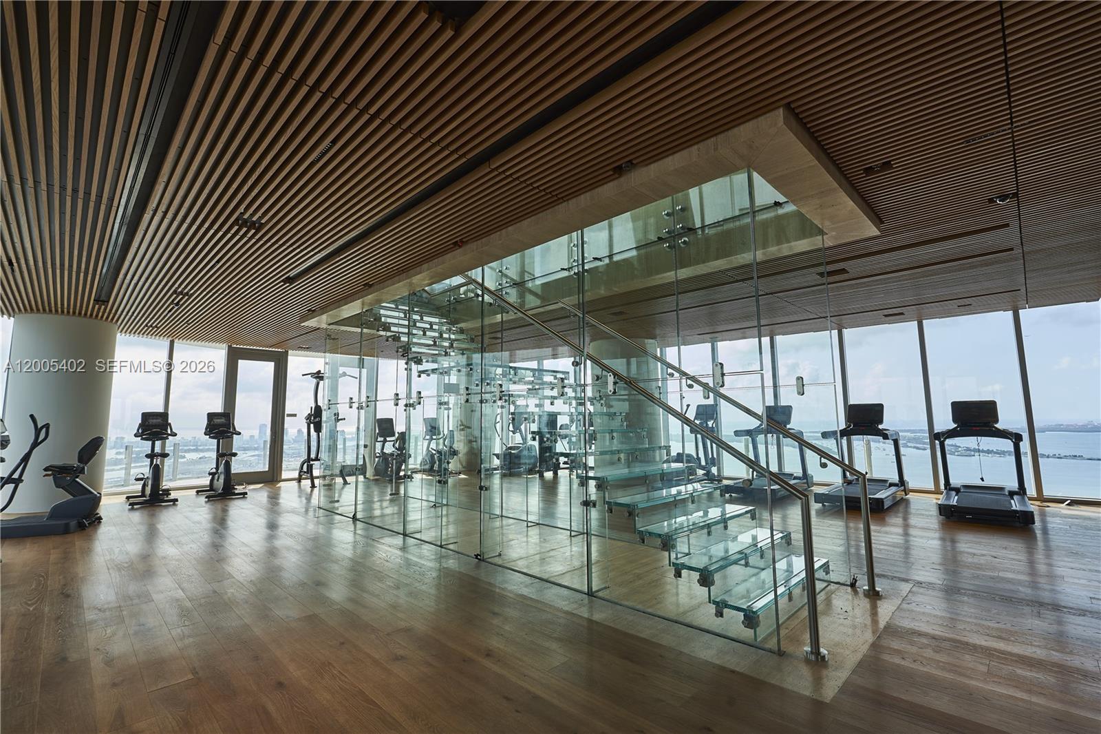 300 Biscayne Boulevard Way #4007W, Miami FL 33131
