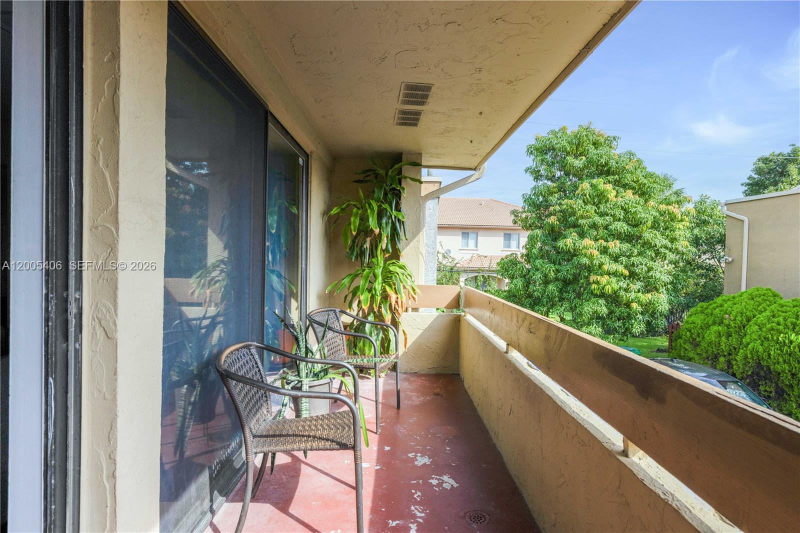 8390 N Missionwood Cir #D-18, Miramar FL 33025