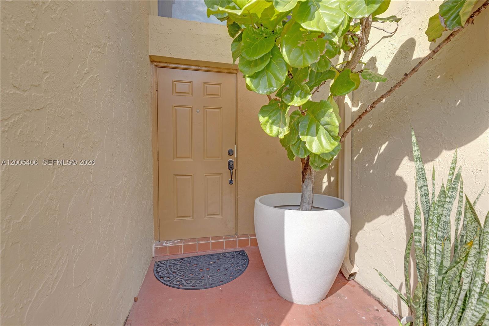 8390 N Missionwood Cir #D-18, Miramar FL 33025