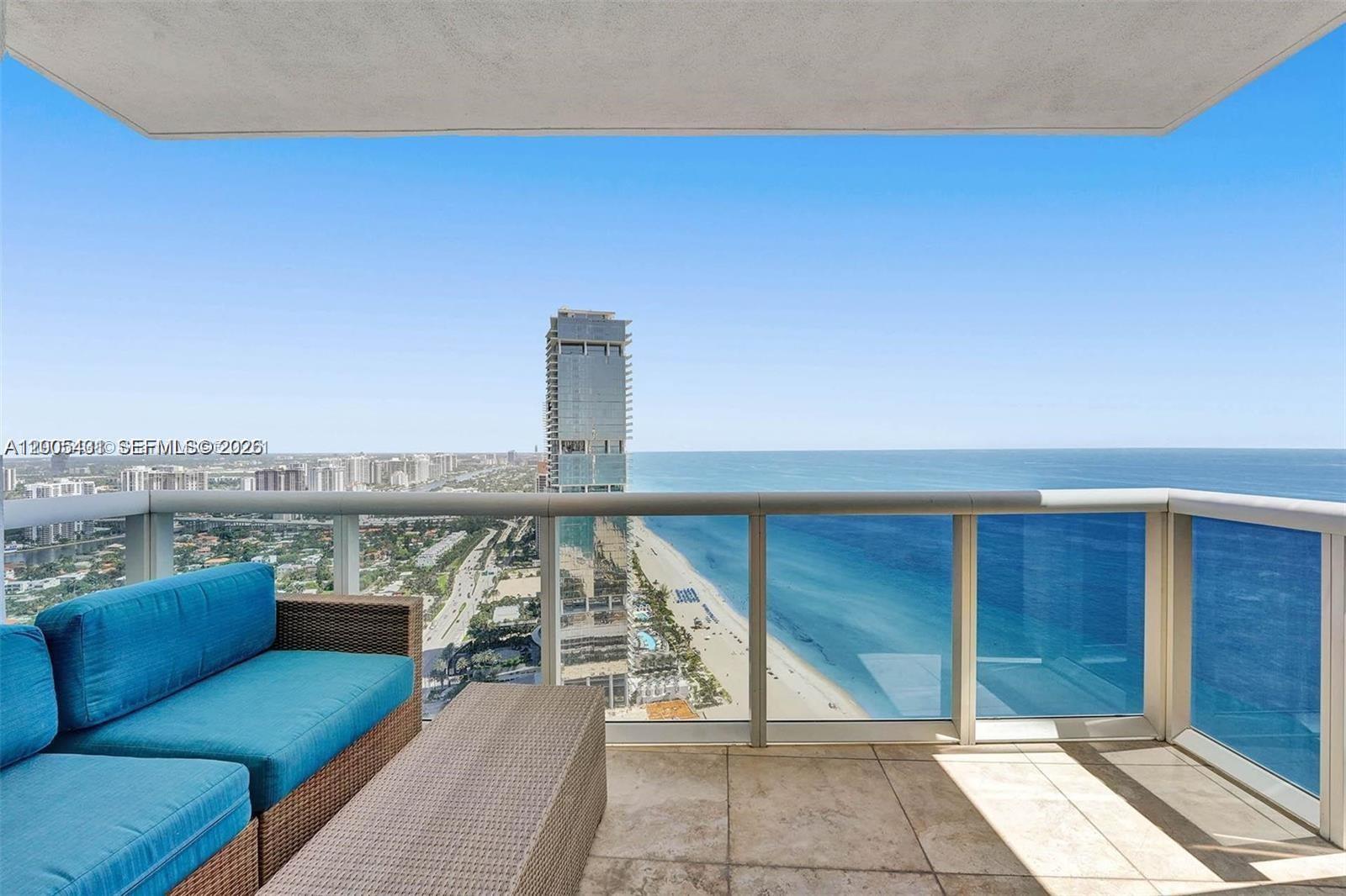 18201 Collins Ave #5202, Sunny Isles Beach FL 33160
