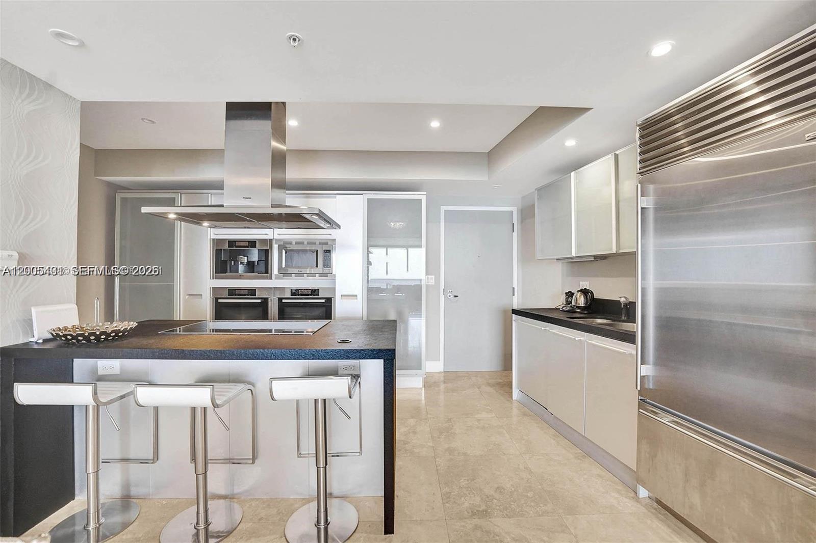18201 Collins Ave #5202, Sunny Isles Beach FL 33160