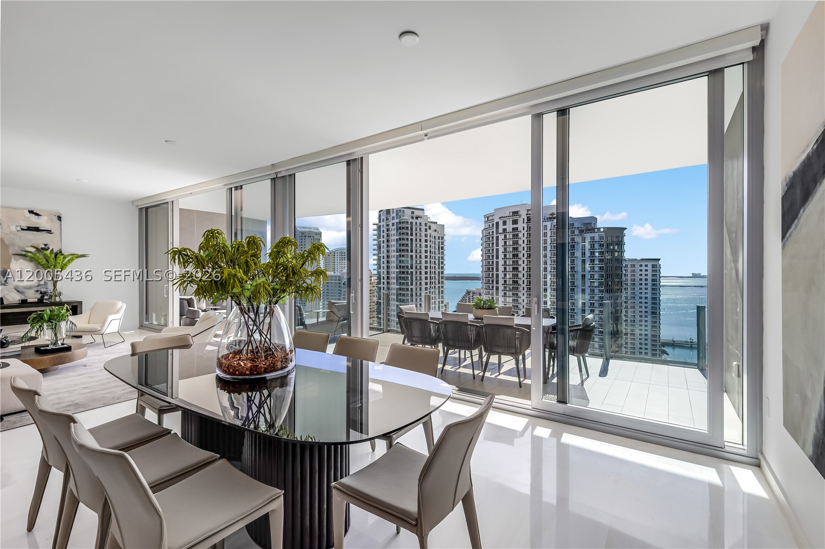 300 Biscayne Blvd Way #2802, Miami FL 33131