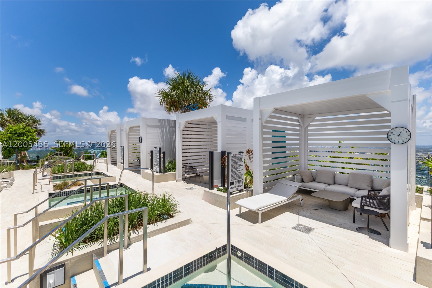 300 Biscayne Blvd Way #2802, Miami FL 33131