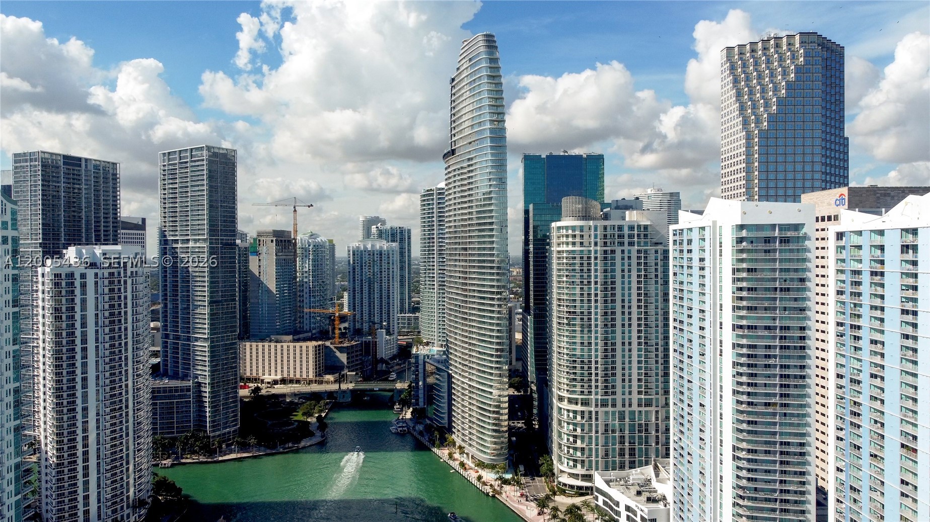 300 Biscayne Blvd Way #2802, Miami FL 33131