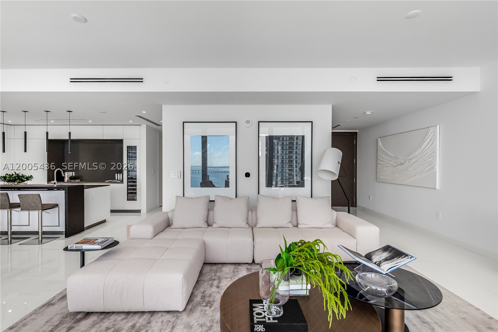 300 Biscayne Blvd Way #2802, Miami FL 33131