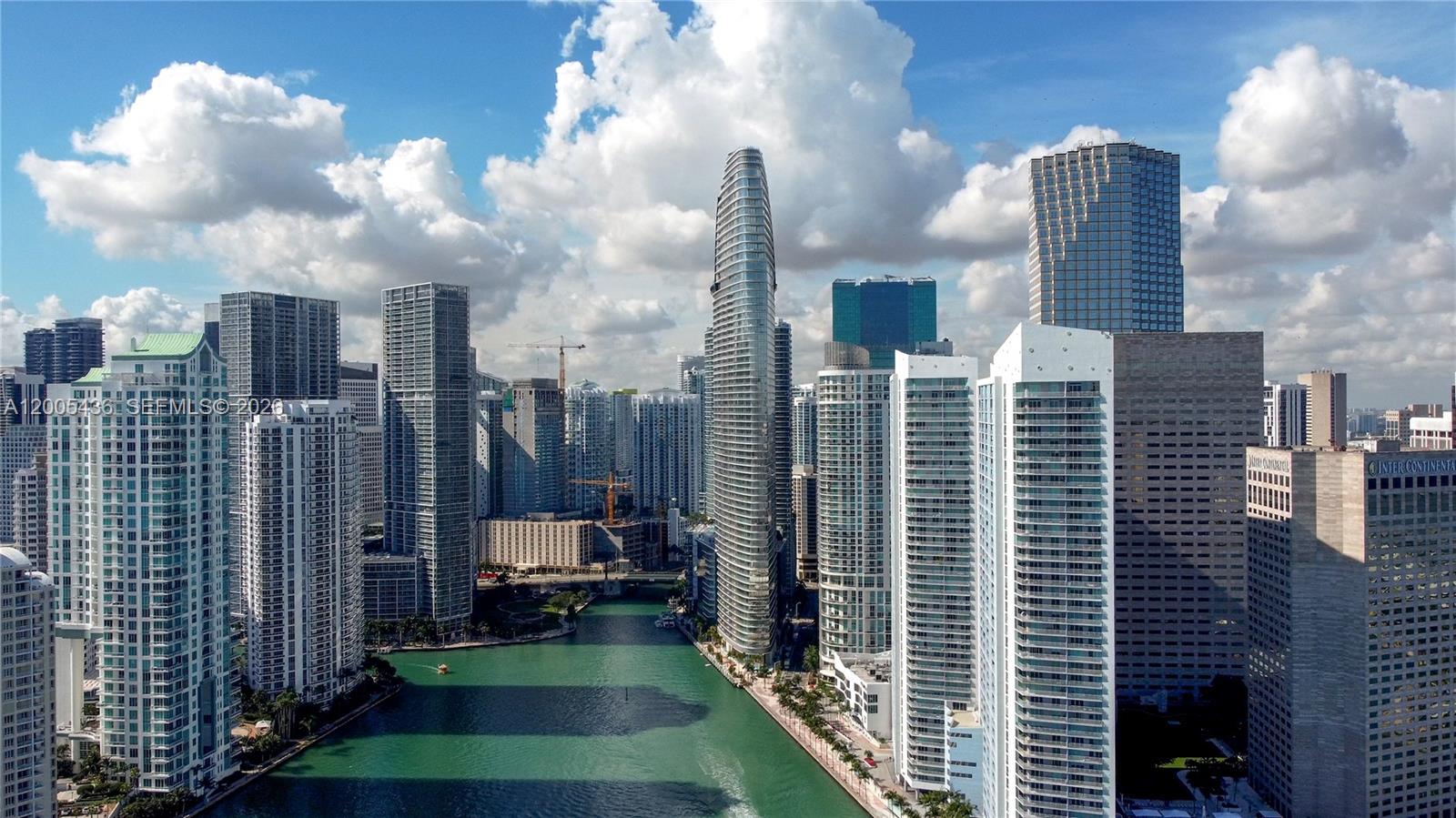 300 Biscayne Blvd Way #2802, Miami FL 33131