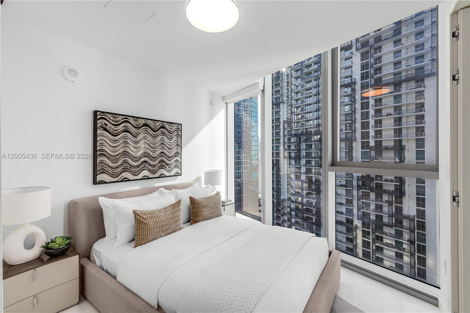 300 Biscayne Blvd Way #2802, Miami FL 33131