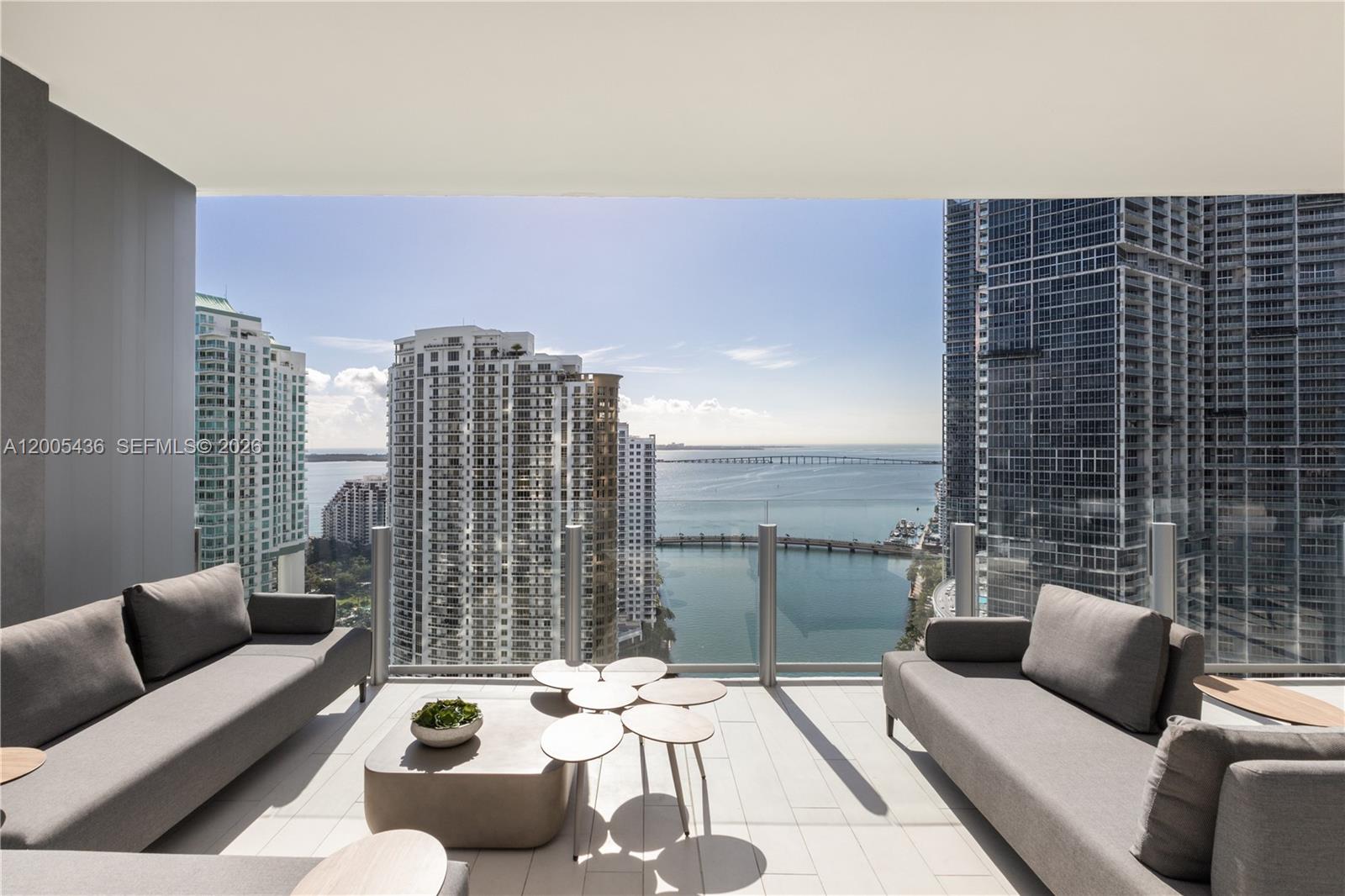 300 Biscayne Blvd Way #2802, Miami FL 33131