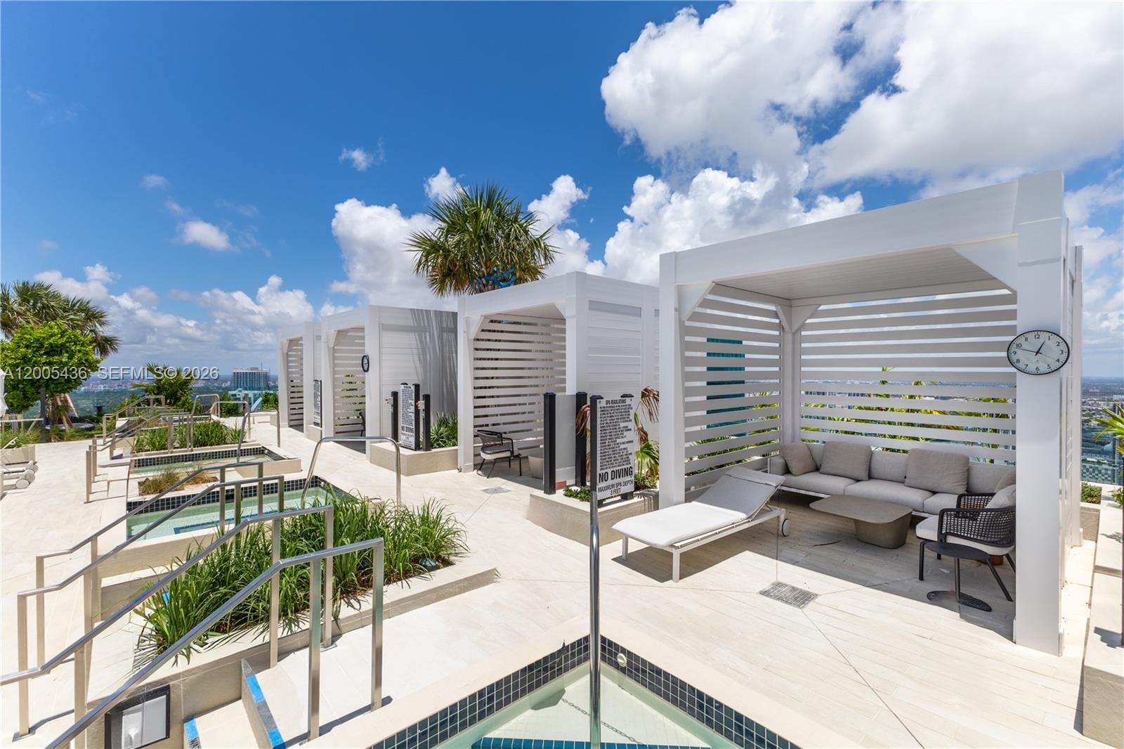 300 Biscayne Blvd Way #2802, Miami FL 33131
