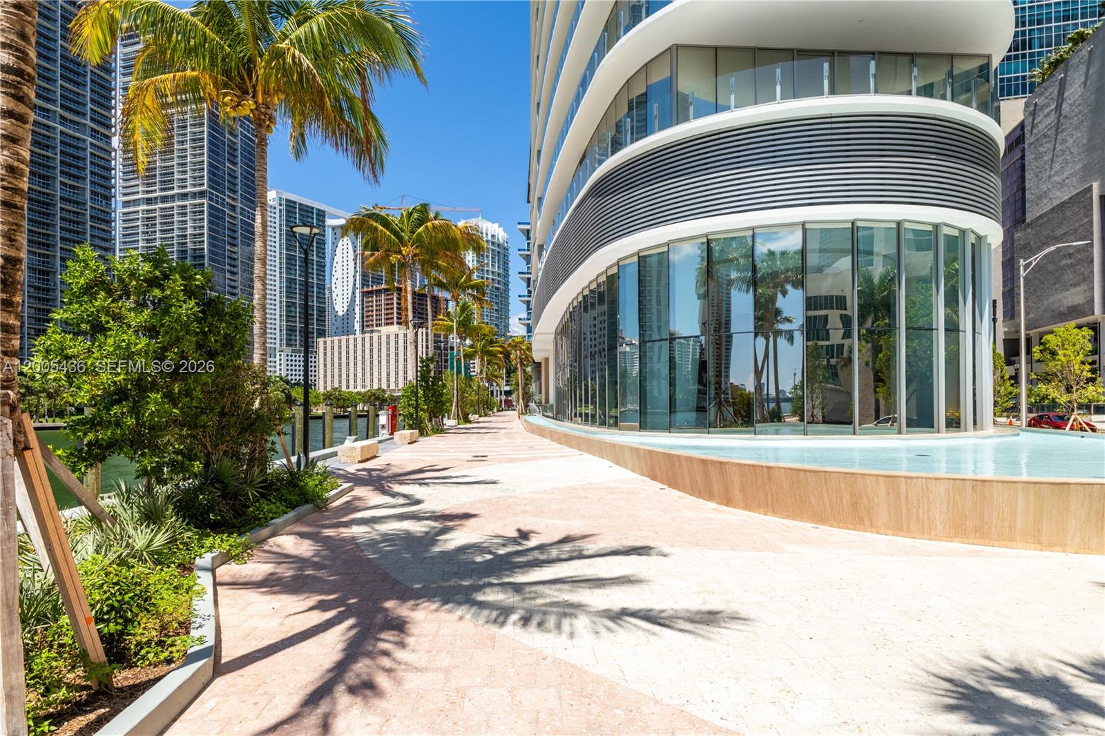 300 Biscayne Blvd Way #2802, Miami FL 33131