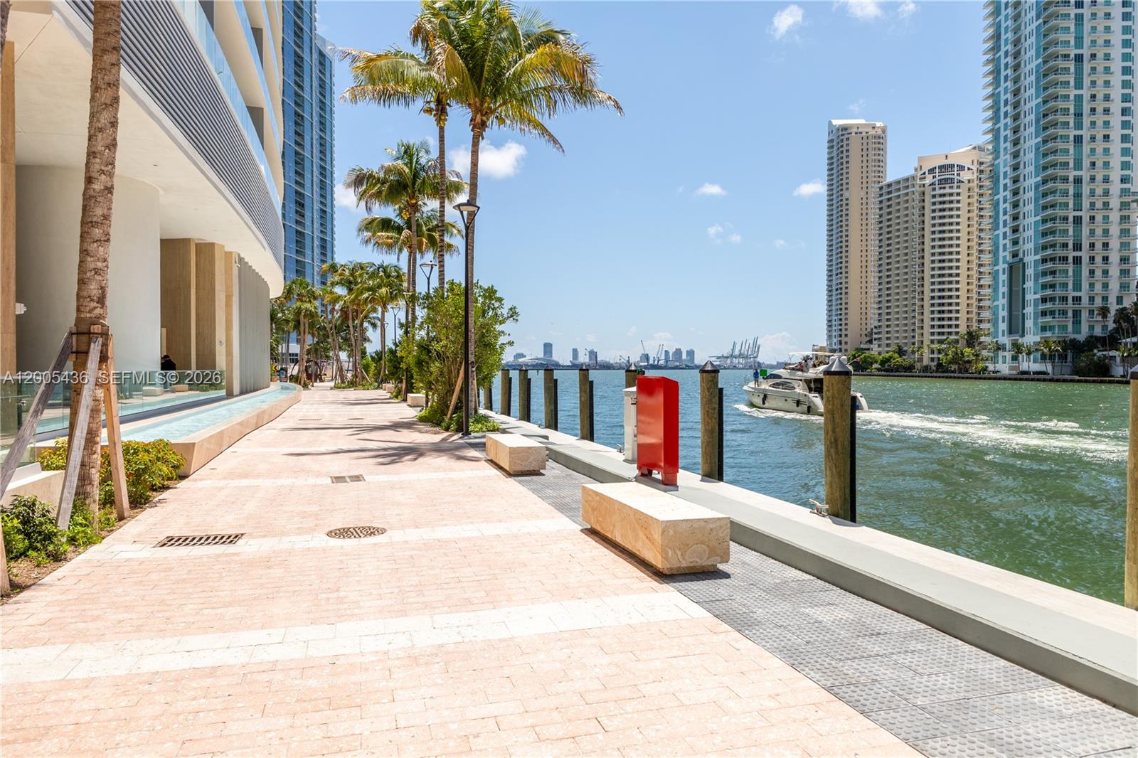 300 Biscayne Blvd Way #2802, Miami FL 33131