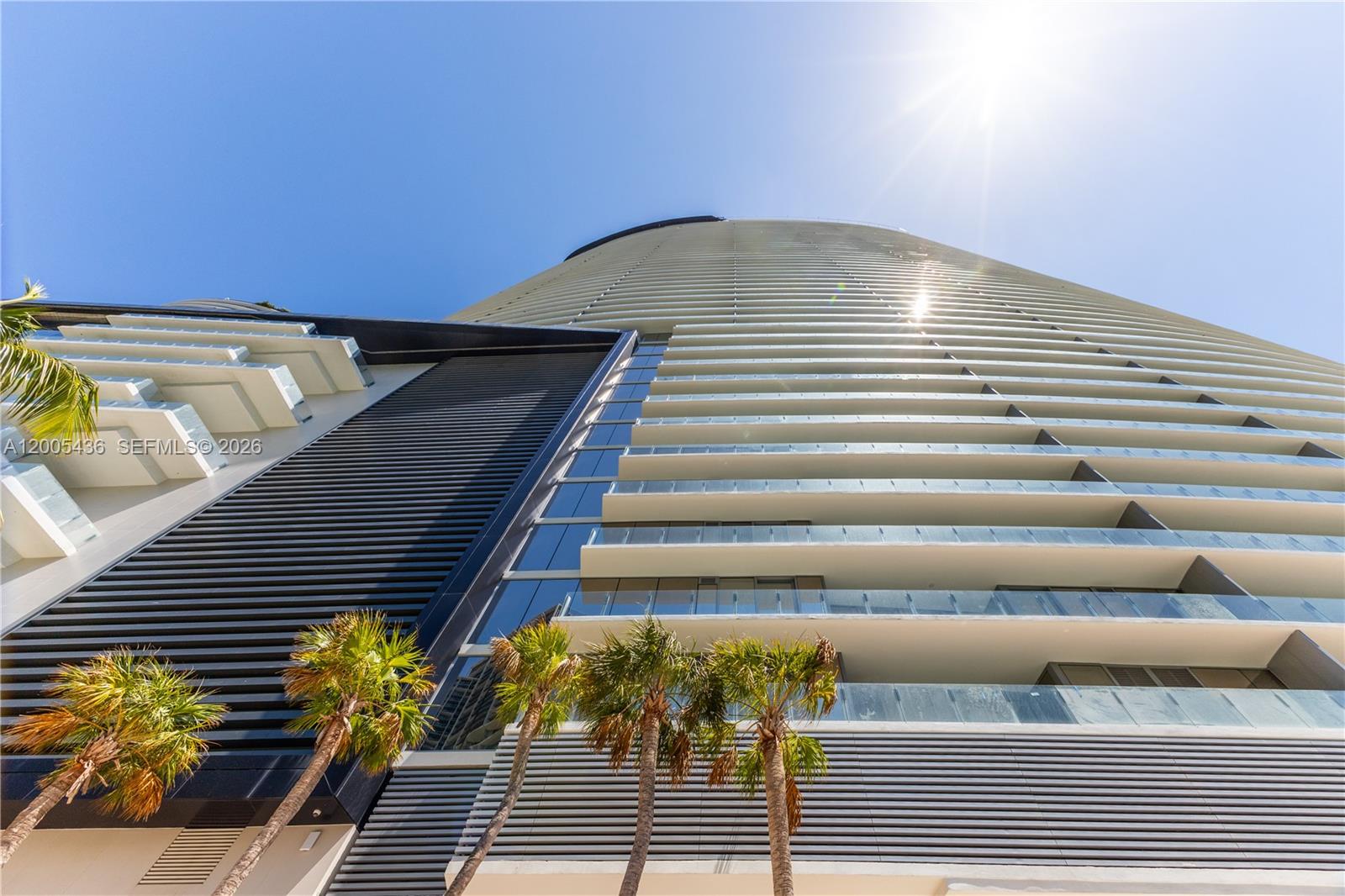 300 Biscayne Blvd Way #2802, Miami FL 33131