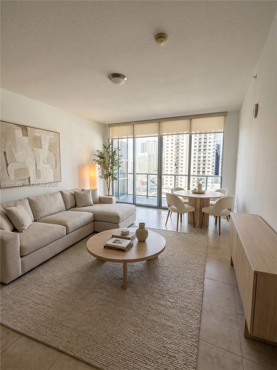 1111 SW 1st Ave #2124-N, Miami FL 33130