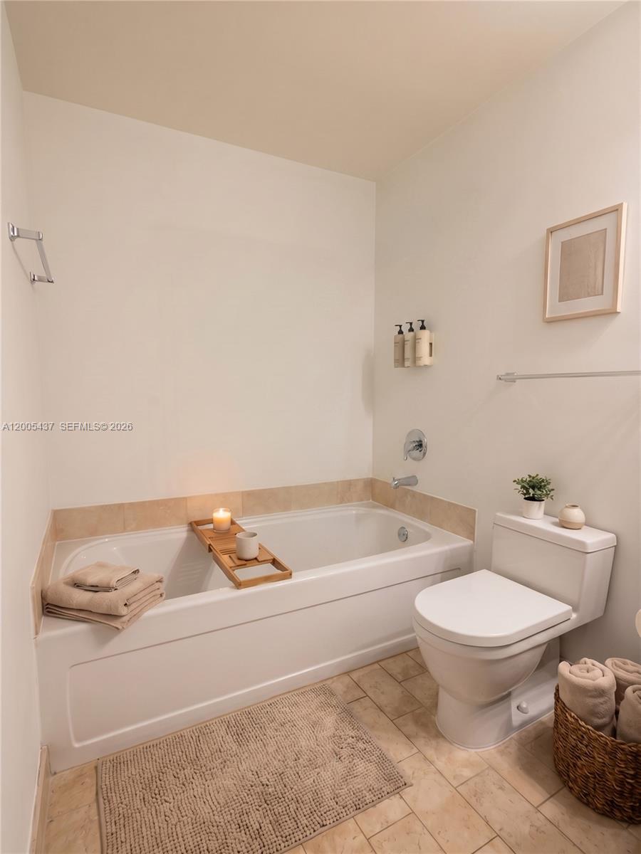 1111 SW 1st Ave #2124-N, Miami FL 33130