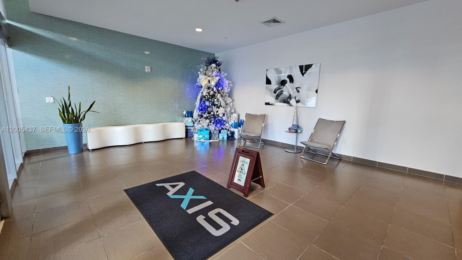 1111 SW 1st Ave #2124-N, Miami FL 33130