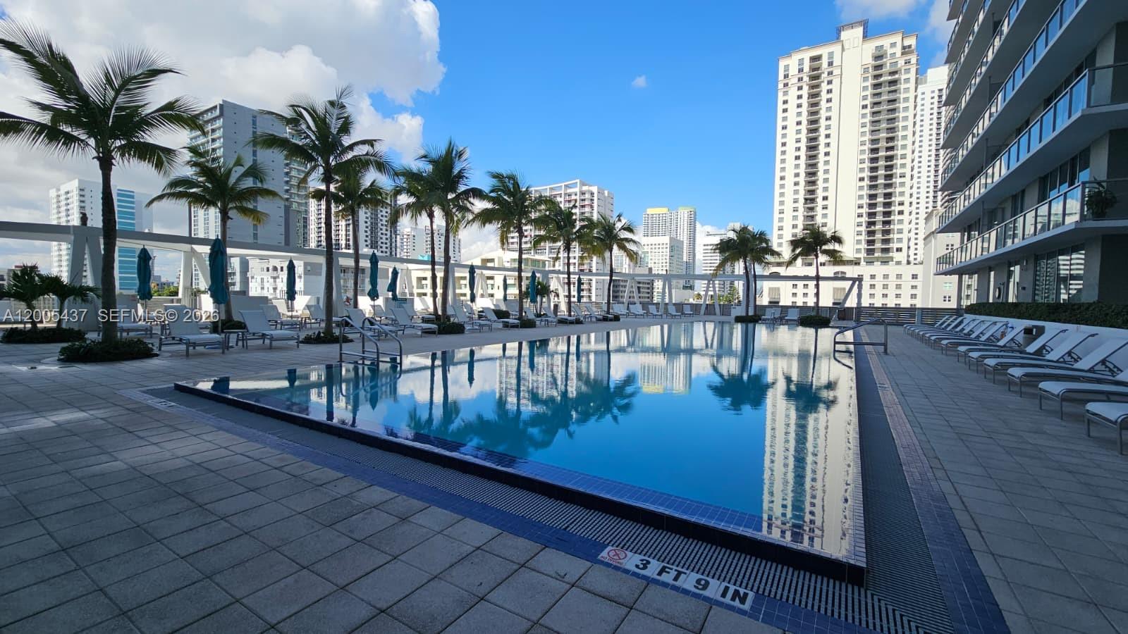 1111 SW 1st Ave #2124-N, Miami FL 33130