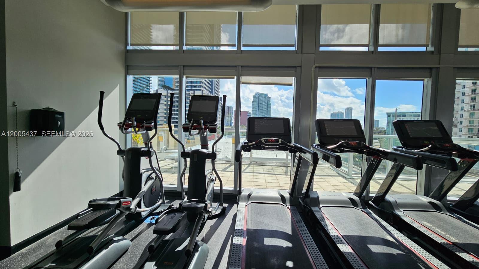 1111 SW 1st Ave #2124-N, Miami FL 33130