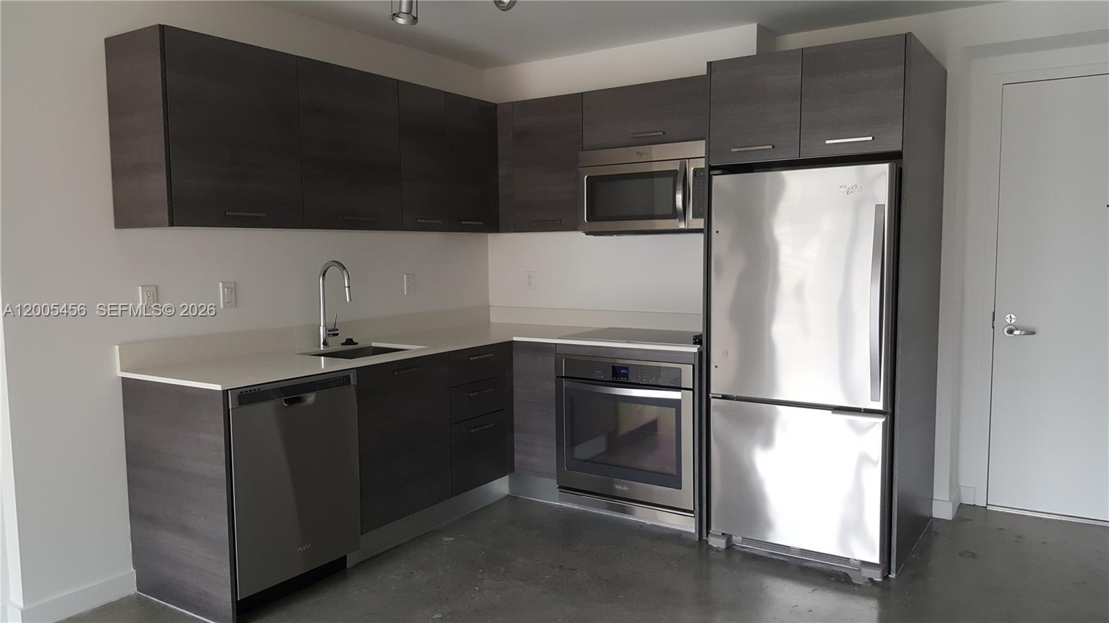 151 SE 1st St #1609, Miami FL 33131