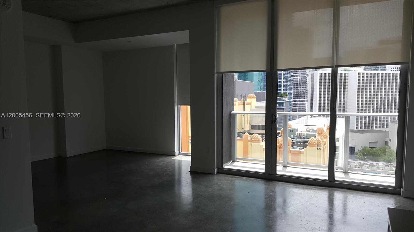 151 SE 1st St #1609, Miami FL 33131