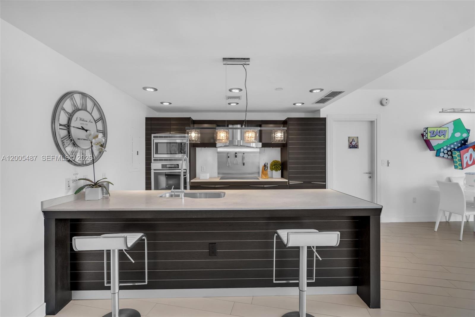 200 Biscayne Boulevard Way #3407, Miami FL 33131