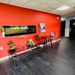 North Miami FL 33181 - A12005488