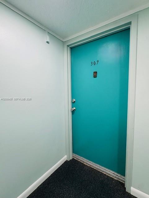 North Miami FL 33181 - A12005488