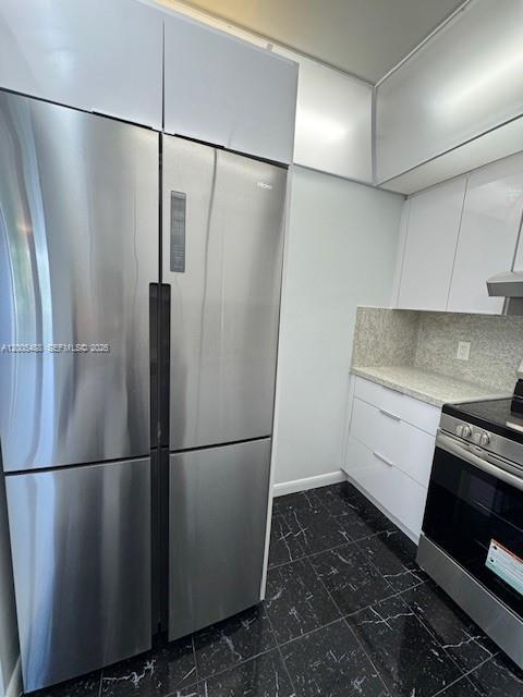 North Miami FL 33181 - A12005488