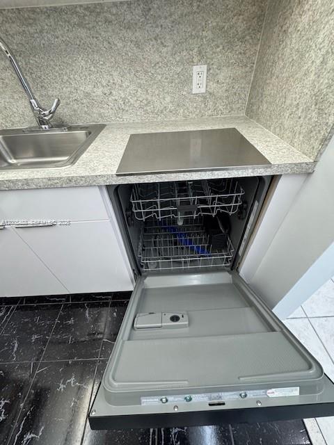 North Miami FL 33181 - A12005488