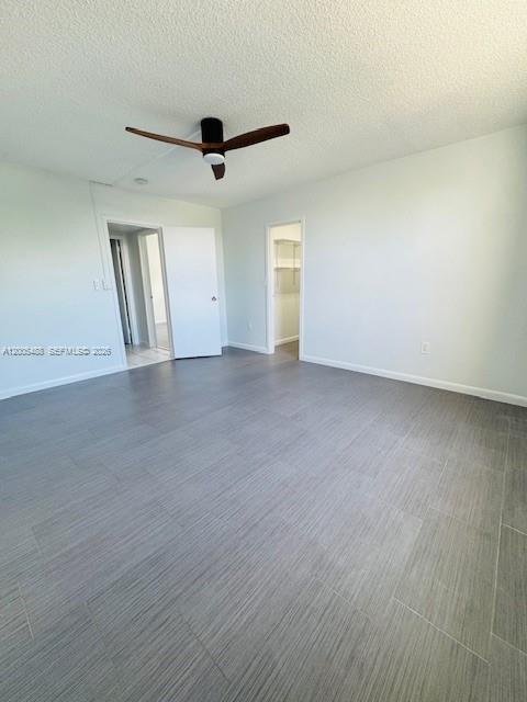 North Miami FL 33181 - A12005488