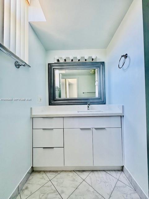 North Miami FL 33181 - A12005488