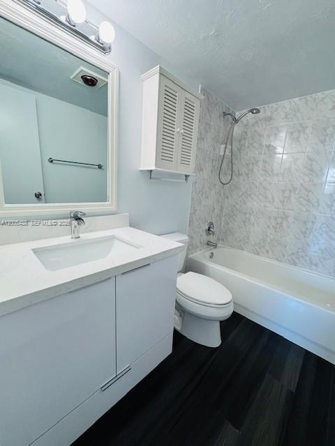 North Miami FL 33181 - A12005488