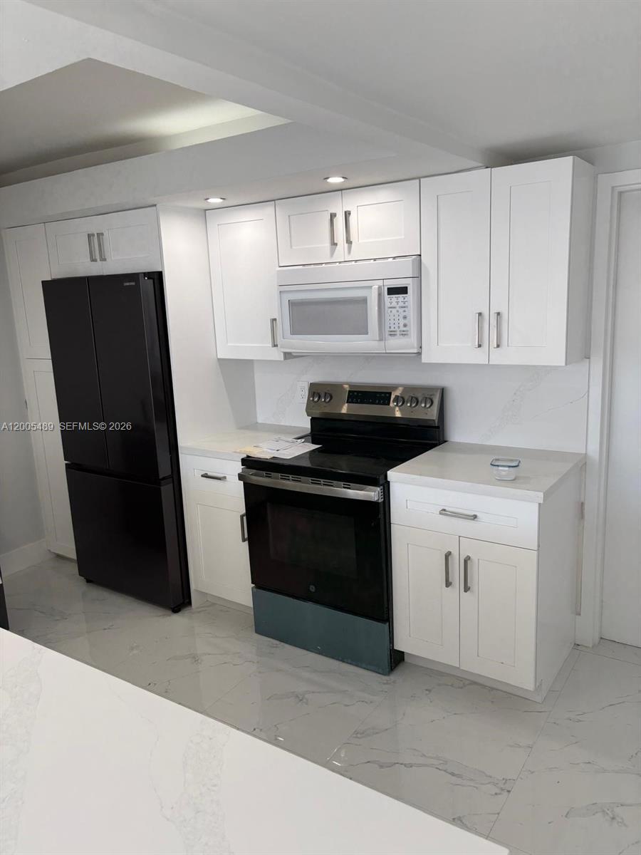 199 Ocean Lane Dr #1209, Key Biscayne FL 33149