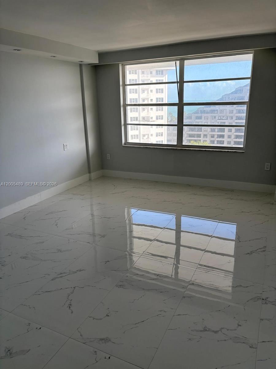 199 Ocean Lane Dr #1209, Key Biscayne FL 33149