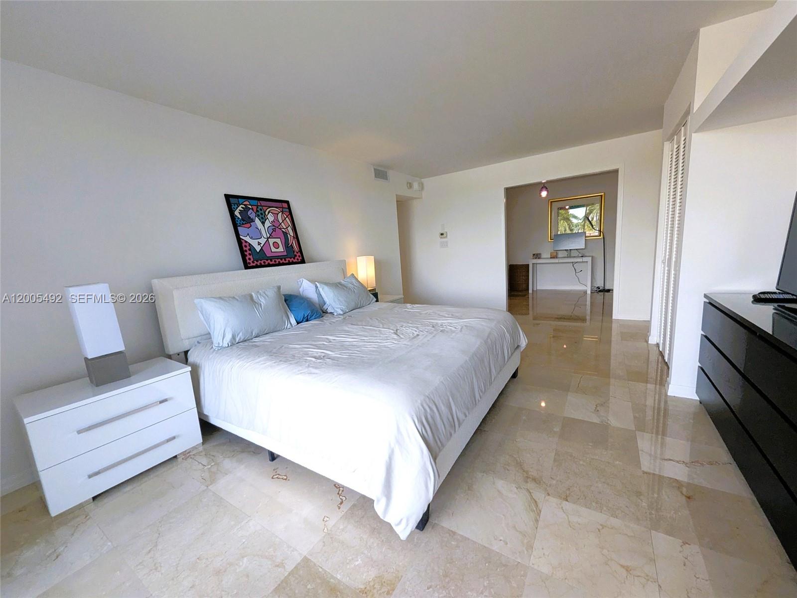 5161 Collins Ave #518, Miami Beach FL 33140