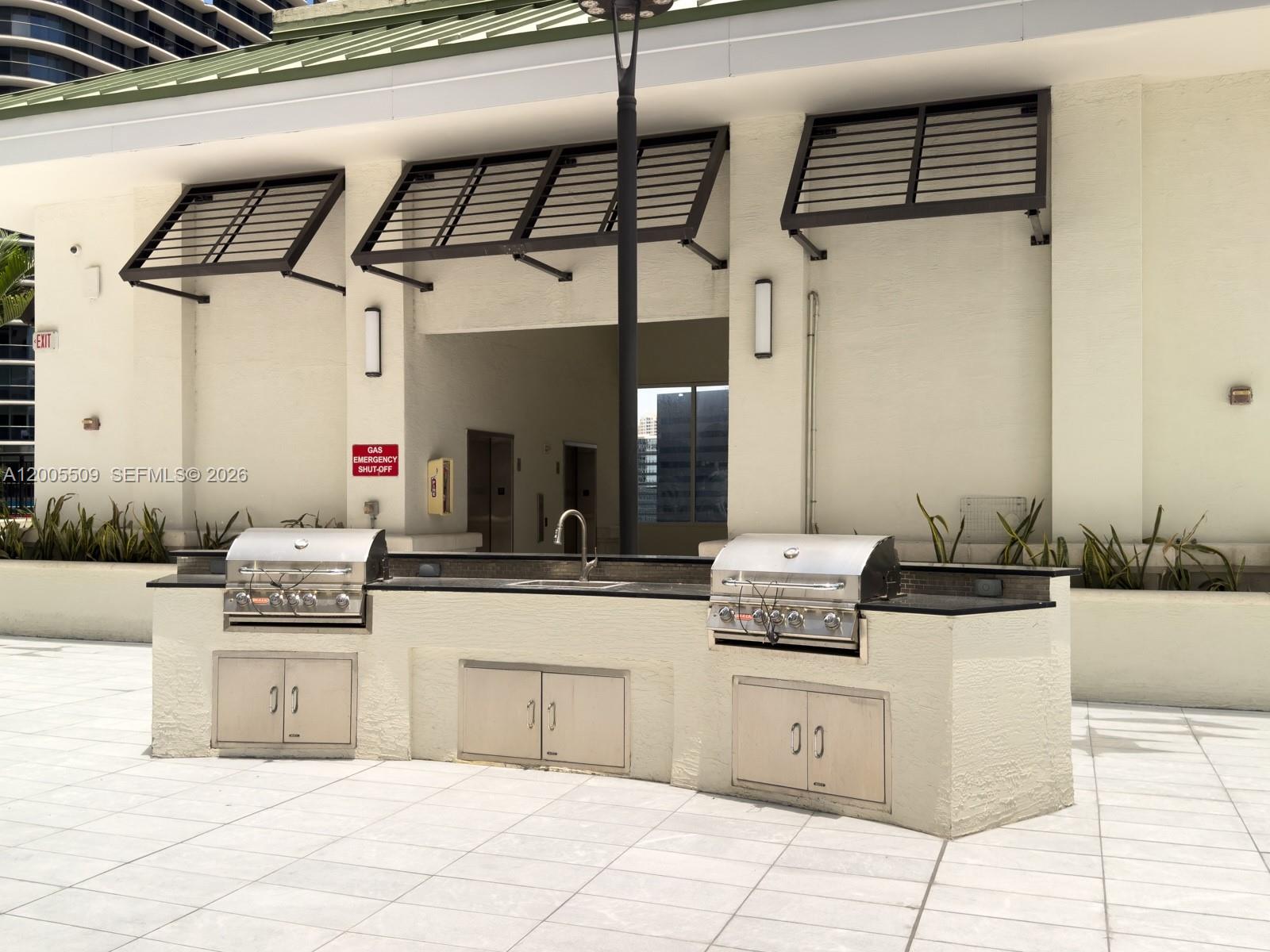 999 SW 1st Ave #1611, Miami FL 33130