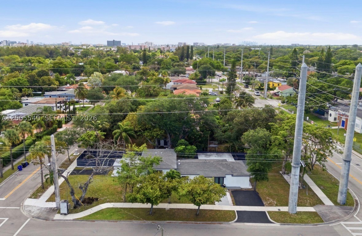 1810 NE 161st St, North Miami Beach FL 33162