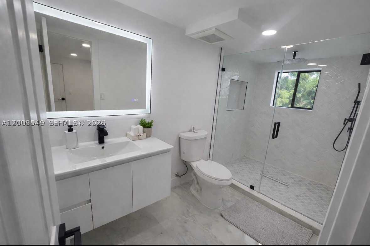 1810 NE 161st St, North Miami Beach FL 33162