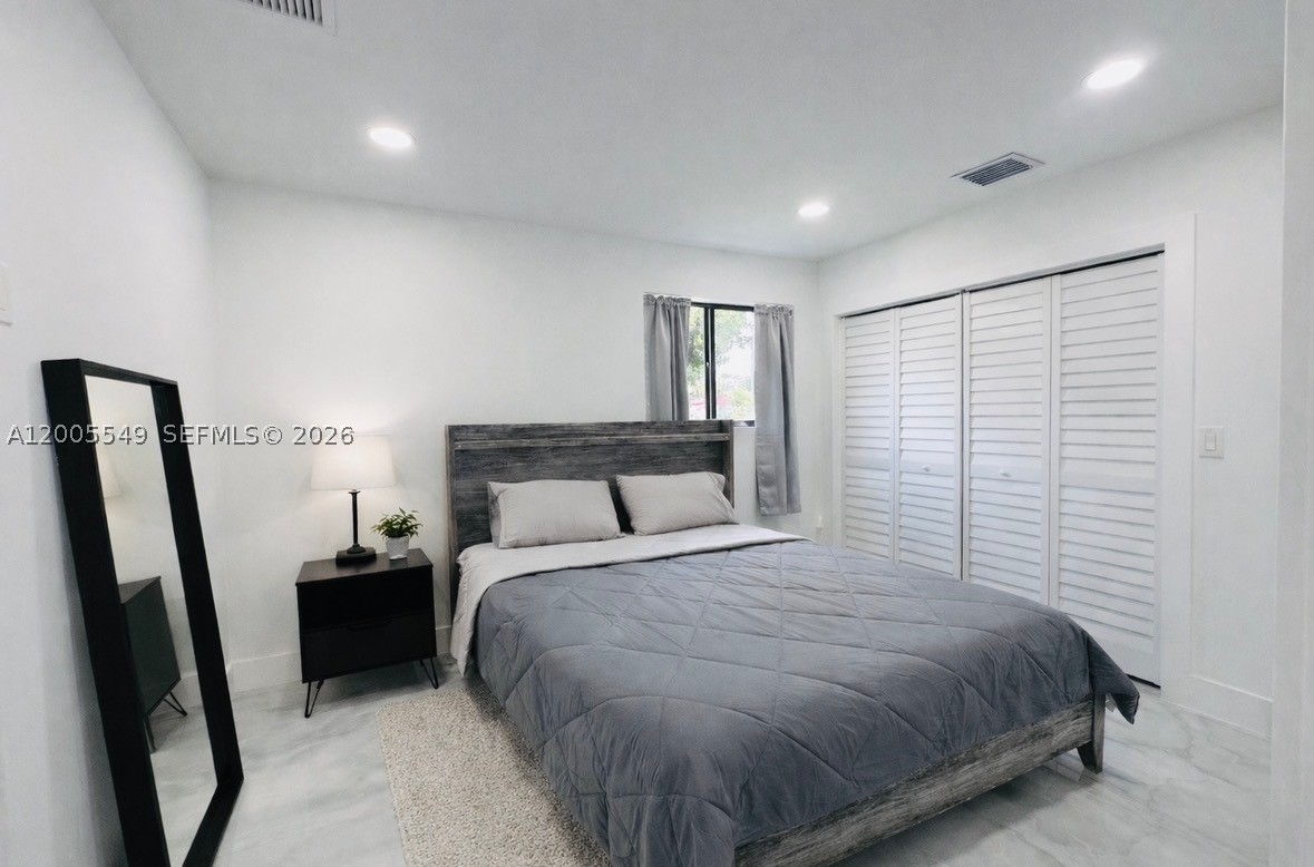 1810 NE 161st St, North Miami Beach FL 33162